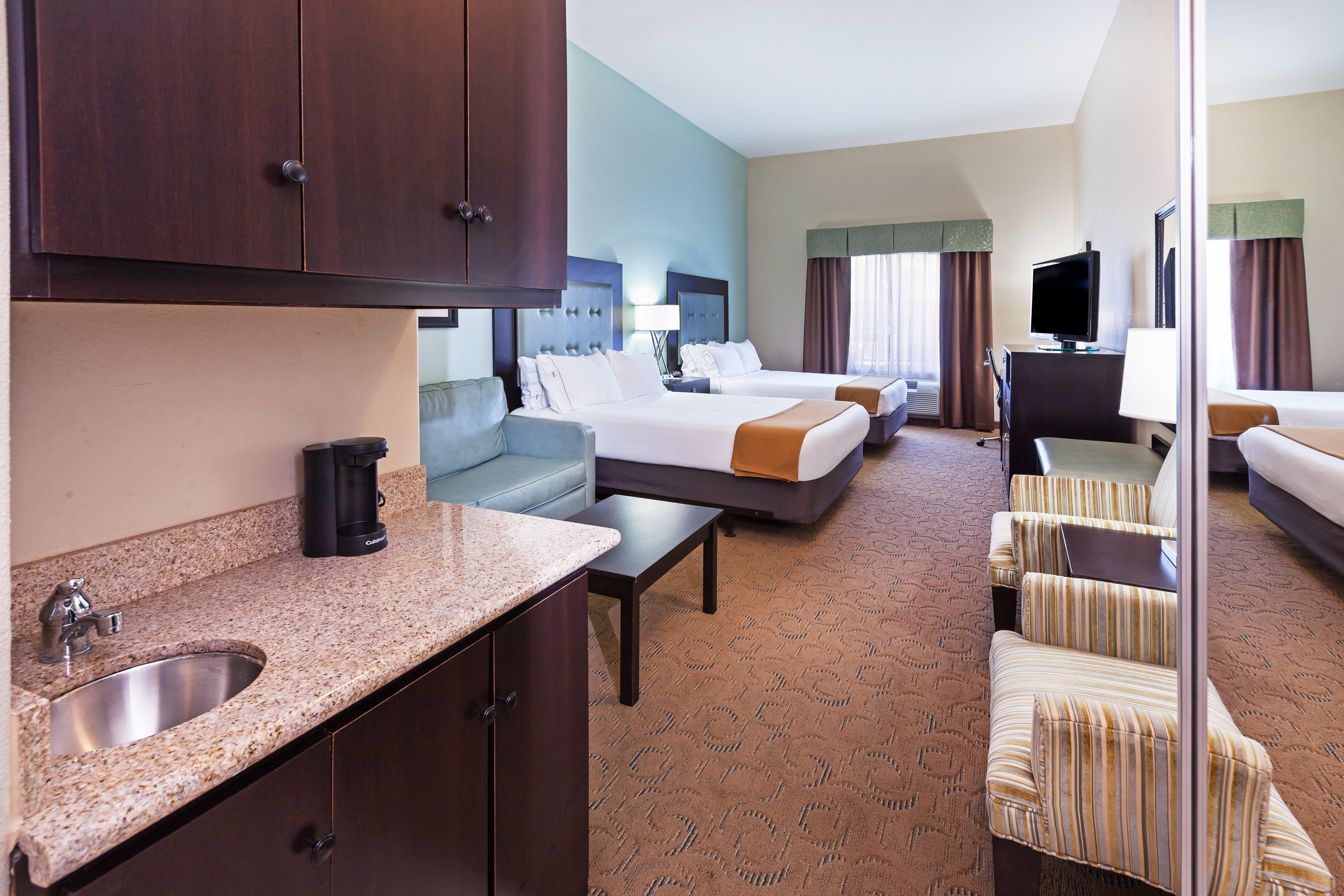 Holiday Inn Express & Suites Victoria, An Ihg Hotel Экстерьер фото