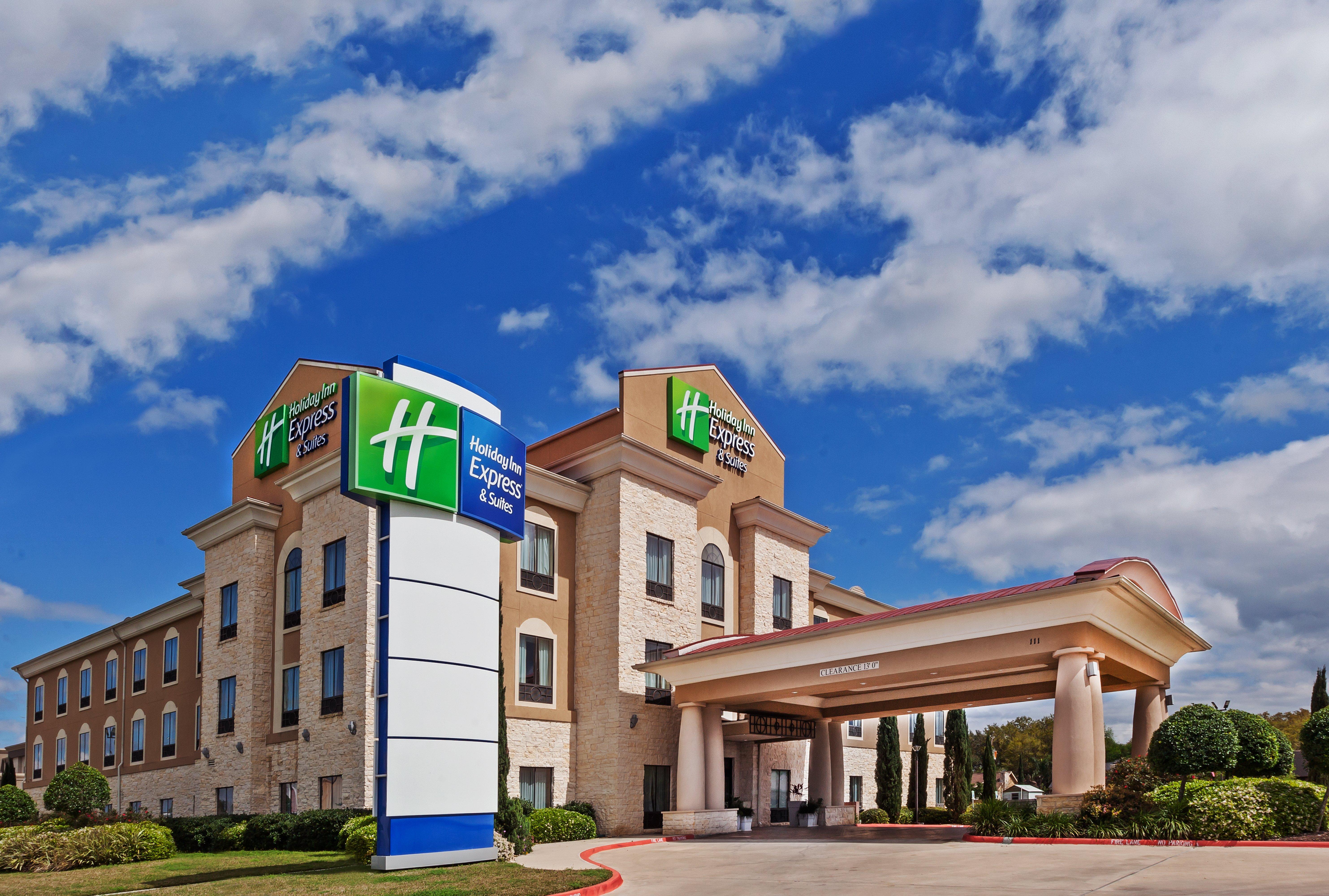 Holiday Inn Express & Suites Victoria, An Ihg Hotel Экстерьер фото